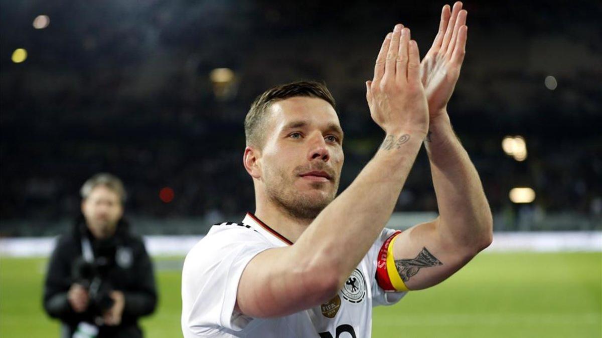 Podolski en su último partido con la selección de Alemania