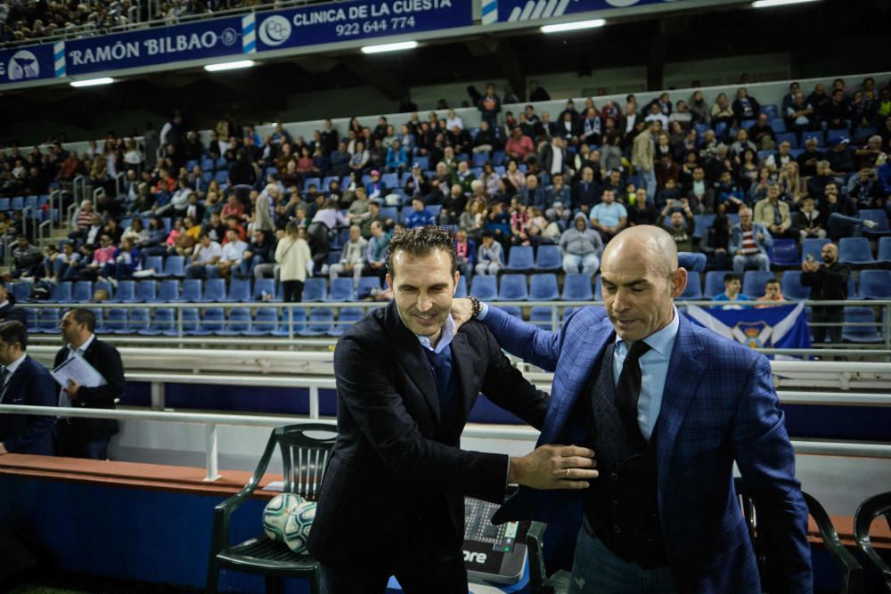 Partido de Liga CD Tenerife y el Rayo Valllecano.