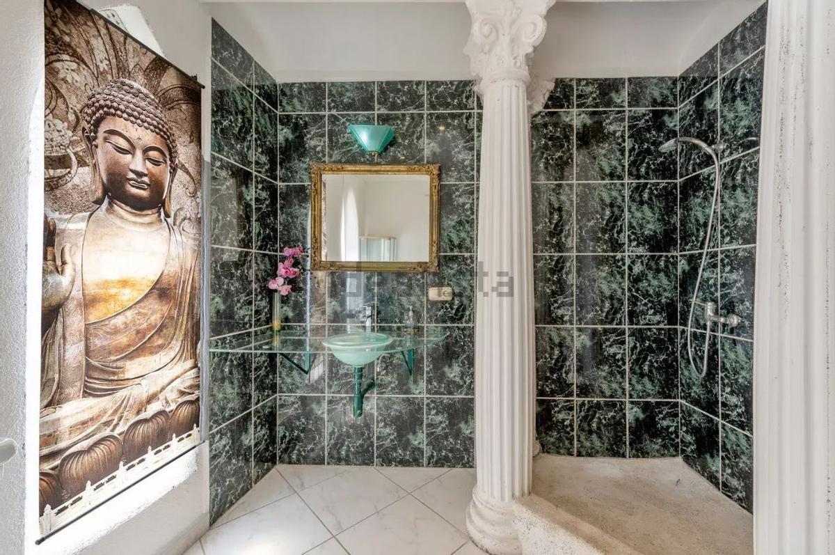 ¿Ibiza o en Santorini? A la venta una peculiar villa de lujo por 3,5 millones en Sant Jordi