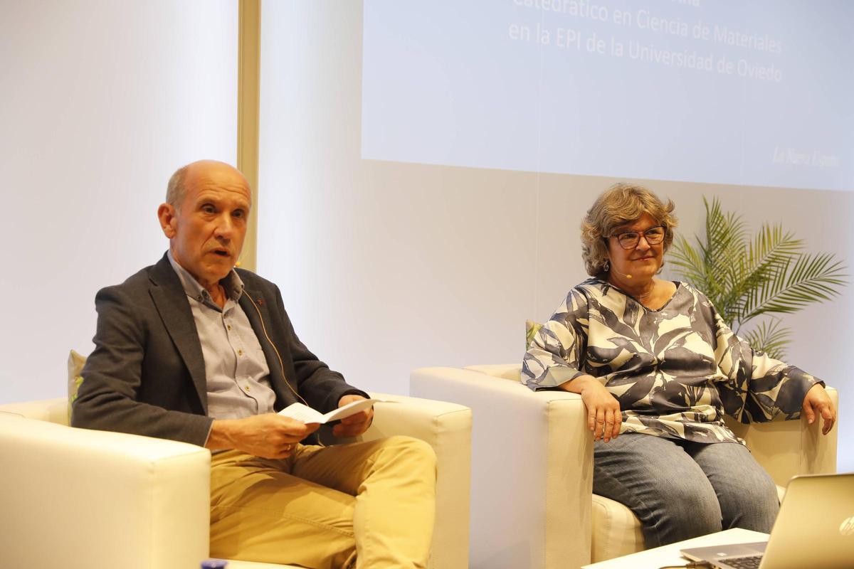 Intervención de Gloria Rodríguez en la XI Semana de la Ciencia "Margarita Salas" Intervención de Gloria Rodríguez en la XI Semana de la Ciencia "Margarita Salas"