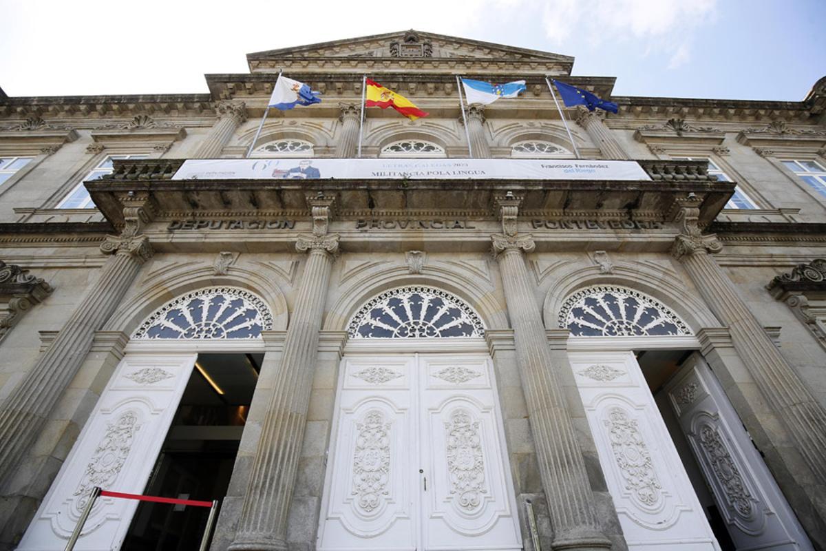 Fachada del Pazo Provincial de Pontevedra.