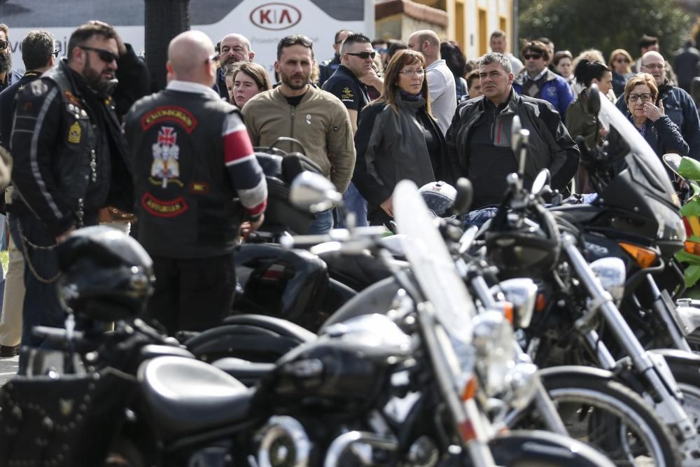 Funeral por el joven motorista ovetense fallecido en un accidente en Villaviciosa.