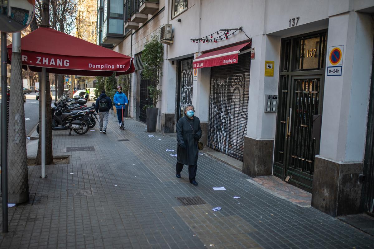 Sepúlveda, la calle en disputa por las restricciones a bares y tiendas del Eixample