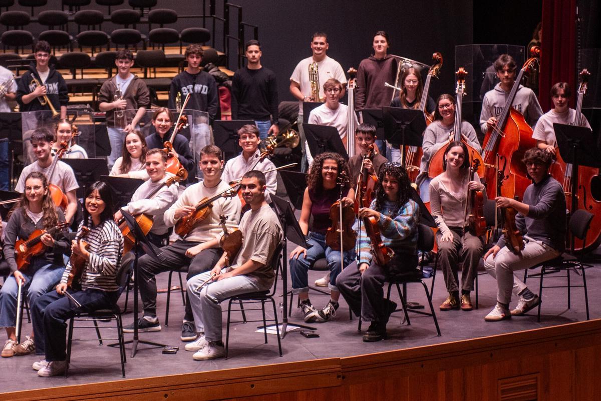 Ensayo de la Orquesta Joven en el Palacio de la Ópera, en A Coruña