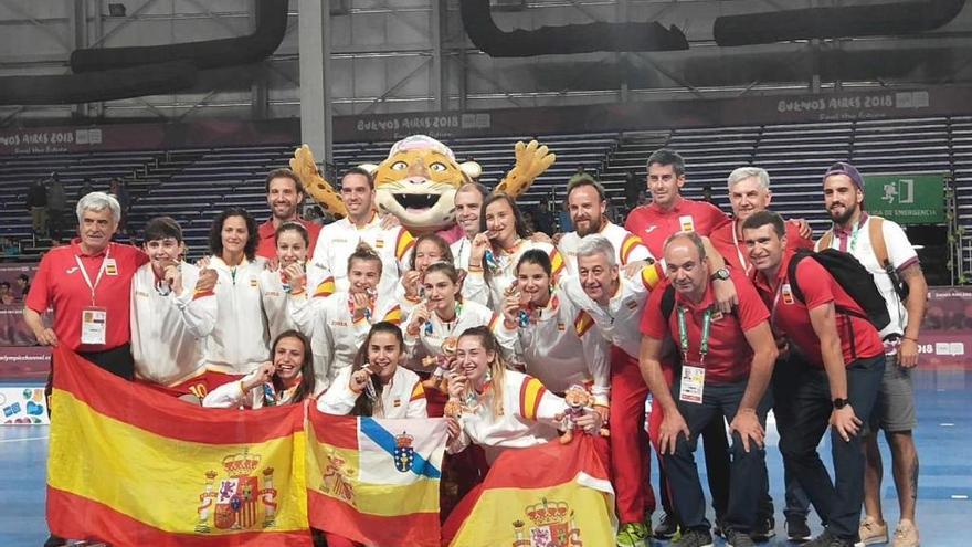 La selección española femenina que logró el bronce en Buenos Aires. // FdV