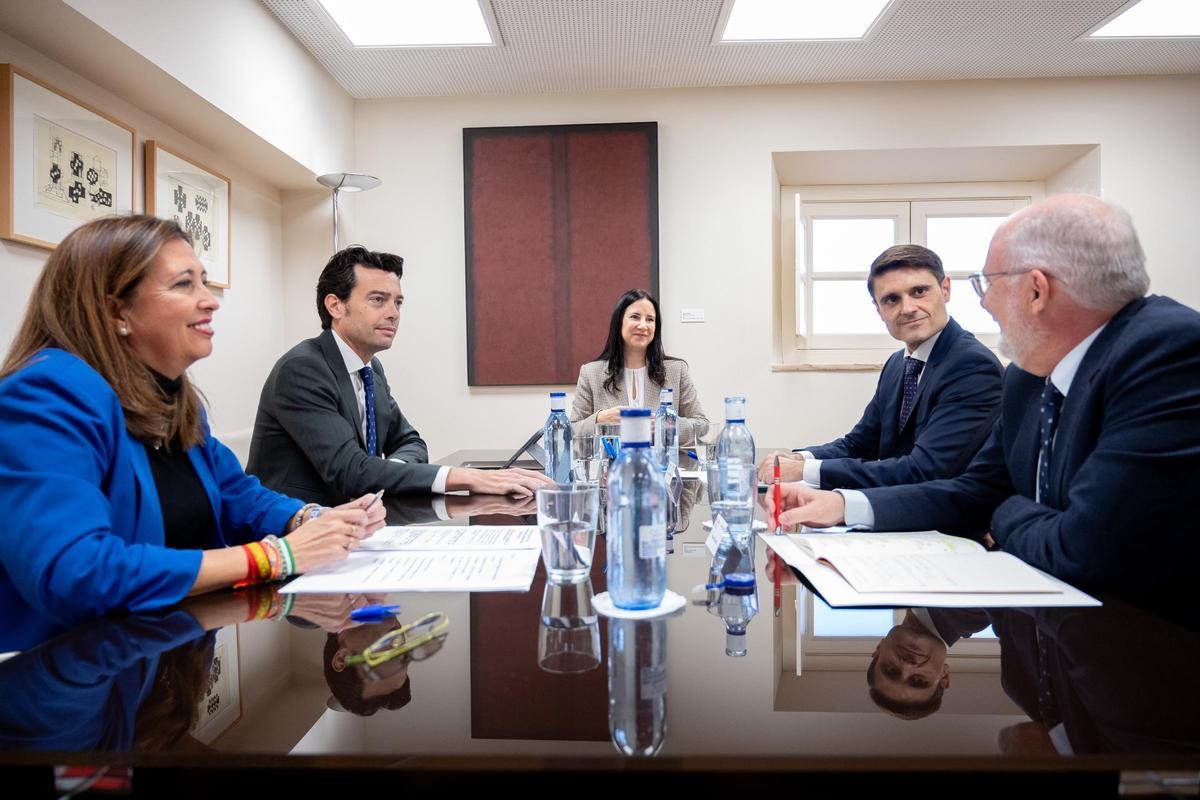 Arrojar luz sobre las obras más relevantes que quedaron pendientes a sido el principal objetivo de este encuentro