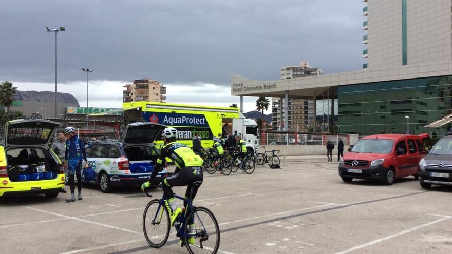 El pelotón ciclista ya llena hoteles en Calp y Dénia