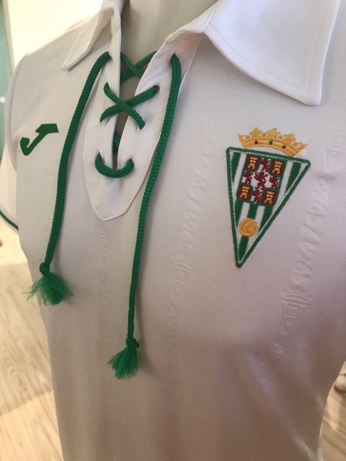 Camiseta con la que jugará este miércoles, el Córdoba CF, frente al Rayo Vallecano.