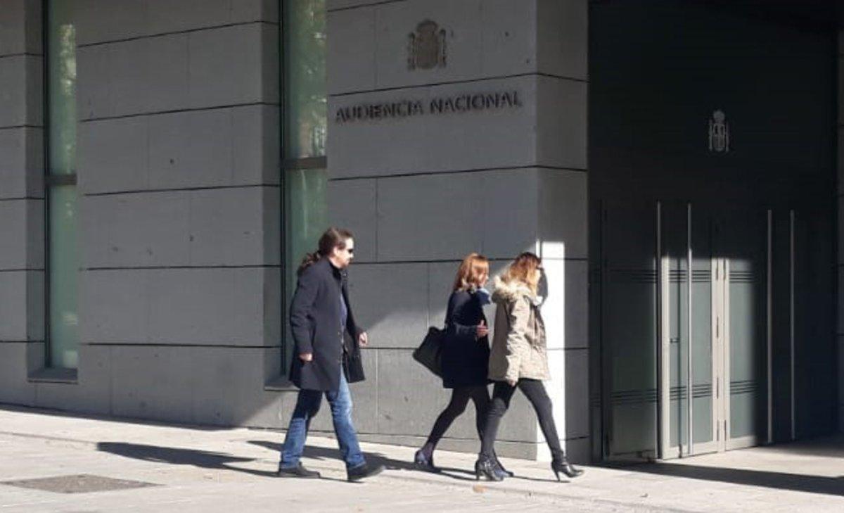 Pablo Iglesias se persona en la Audiencia Nacional como perjudicado en el caso Villarejo por sustracciÃ³n de un mÃ³vil