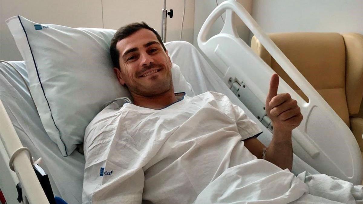 Iker Casillas en el hospital tras sufrir un infarto