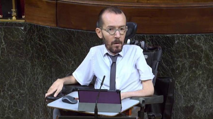 Echenique: "Estaba escrito que usted iba a volver a la plaza de Colón, señora Arrimadas"