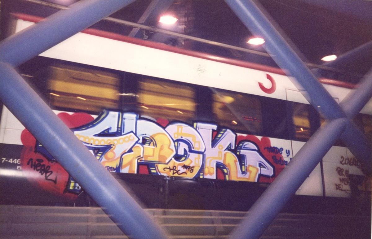 Grafiti de Spok, incluido en el libro 'Guía del arte urbano de Madrid. Una historia de Madrid a través de su grafiti y su arte urbano', de Javier Abarca.