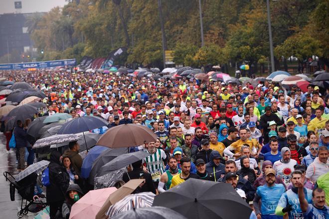 La Media Maratón de Córdoba desafía a la lluvia