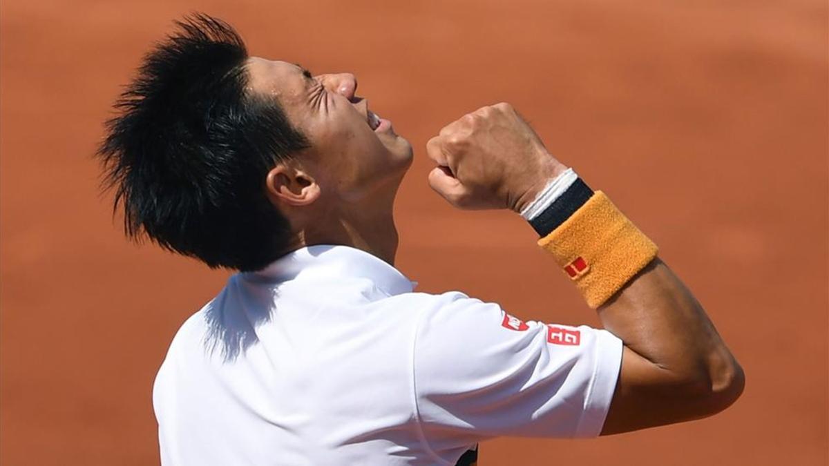 Kei Nishikori celebra su pase a cuartos de final