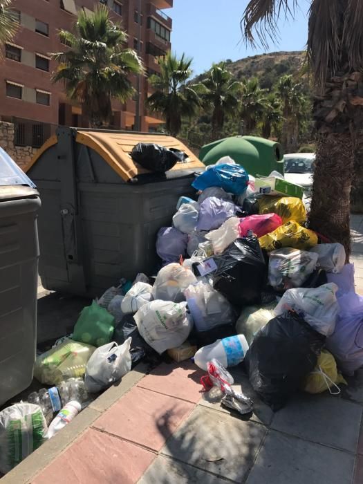 Basura sin recoger durante tres días