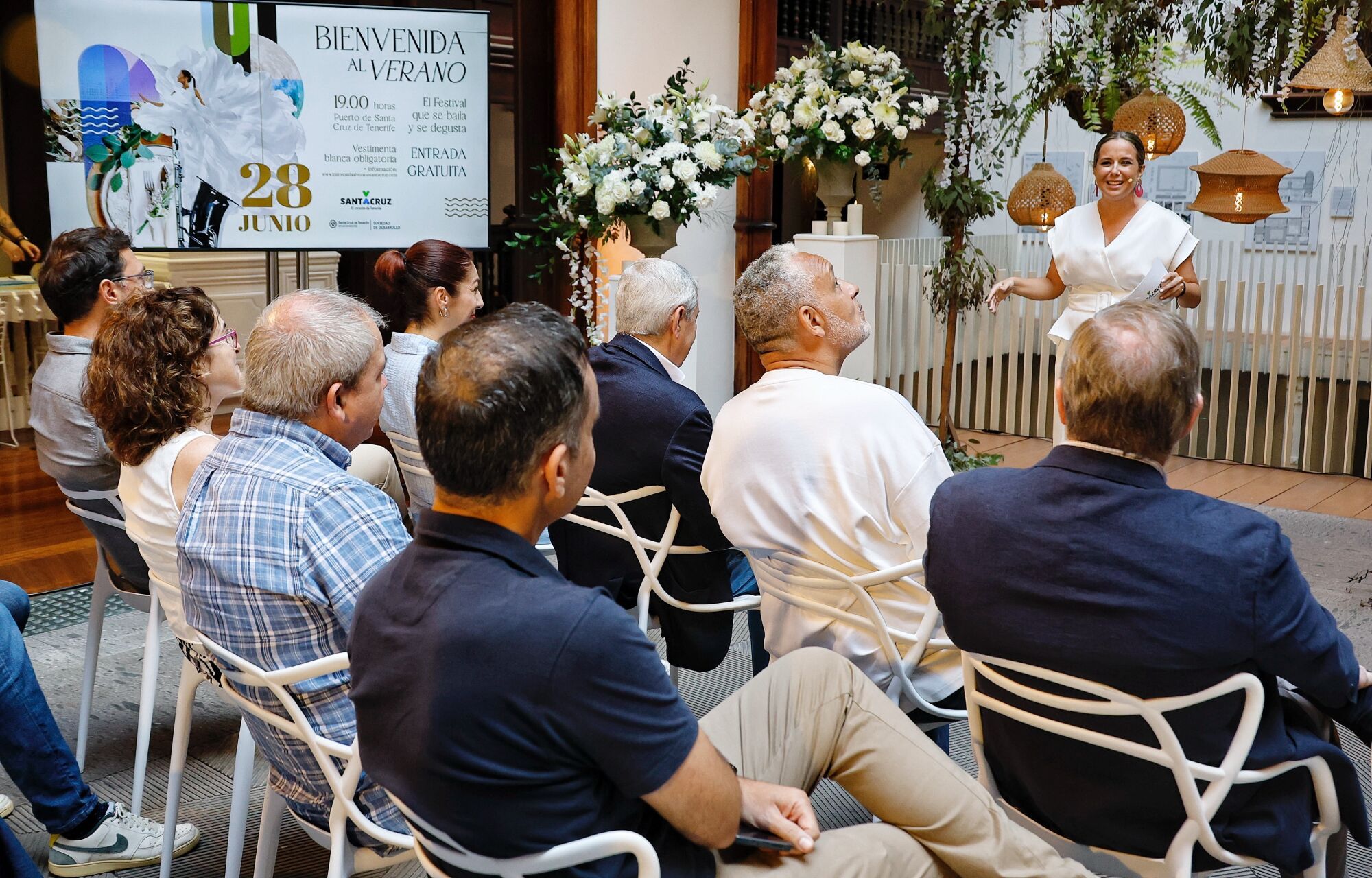 Presentación de la fiesta Bienvenida al Verano en Santa Cruz de Tenerife. 
