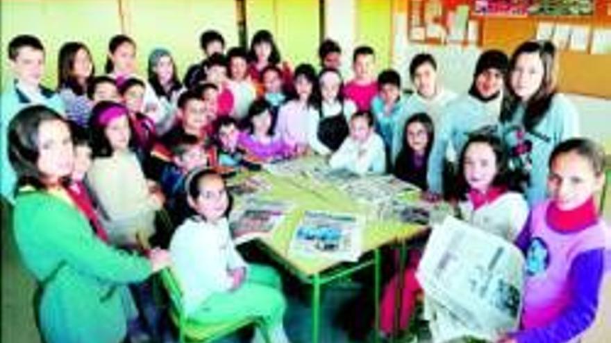 Los alumnos de Jaraíz hacen un estudio sobre la prensa diaria