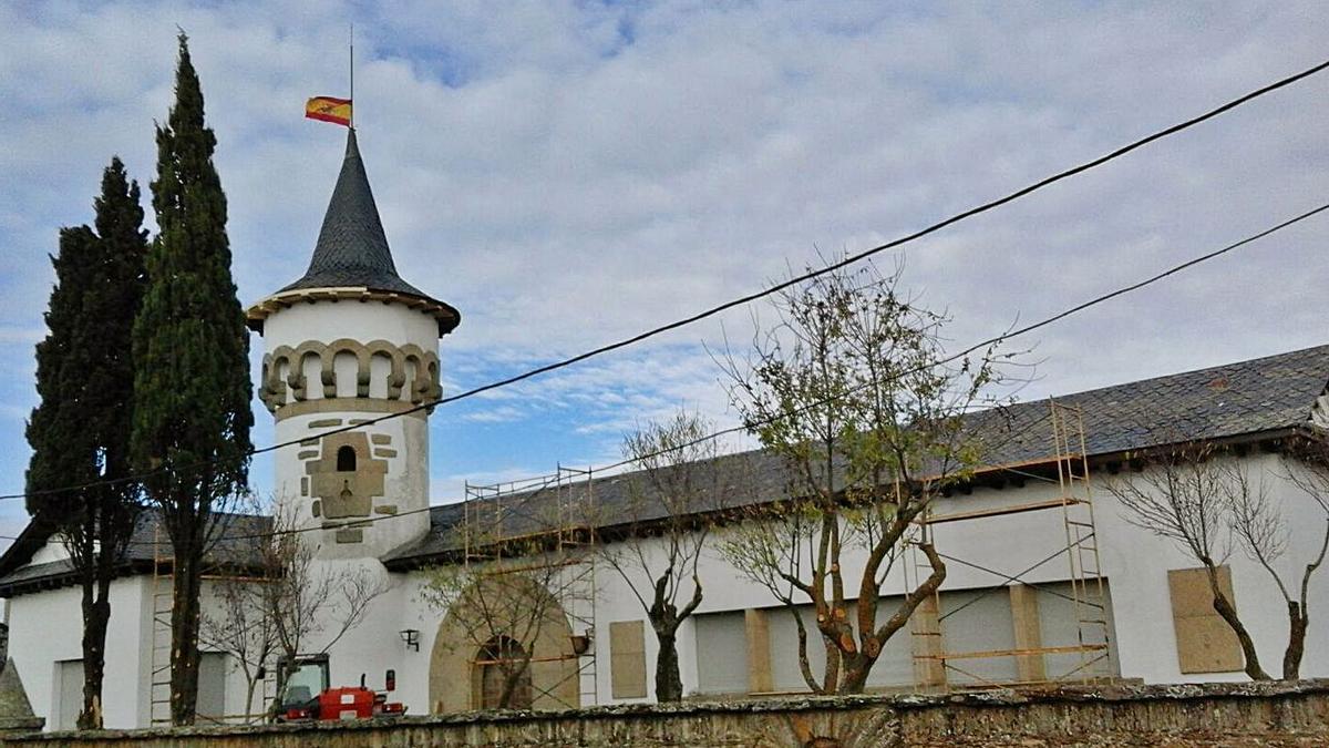 Exteriroes del Museo del Traje Carbajalino, construido en 1941 como taller de bordados. | Ch. S.