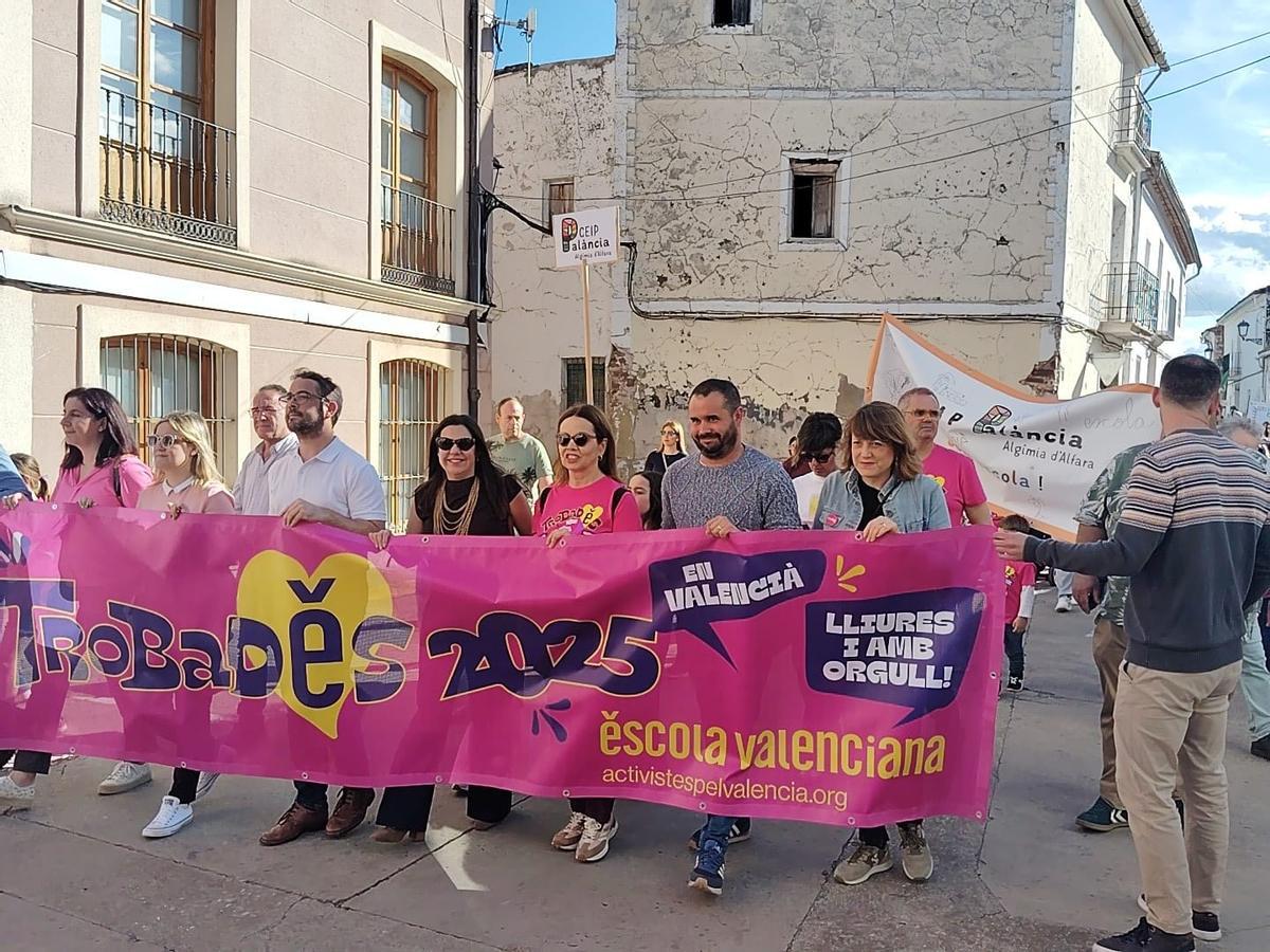 El alcalde de Algímia y otras autoridades de la comarca.