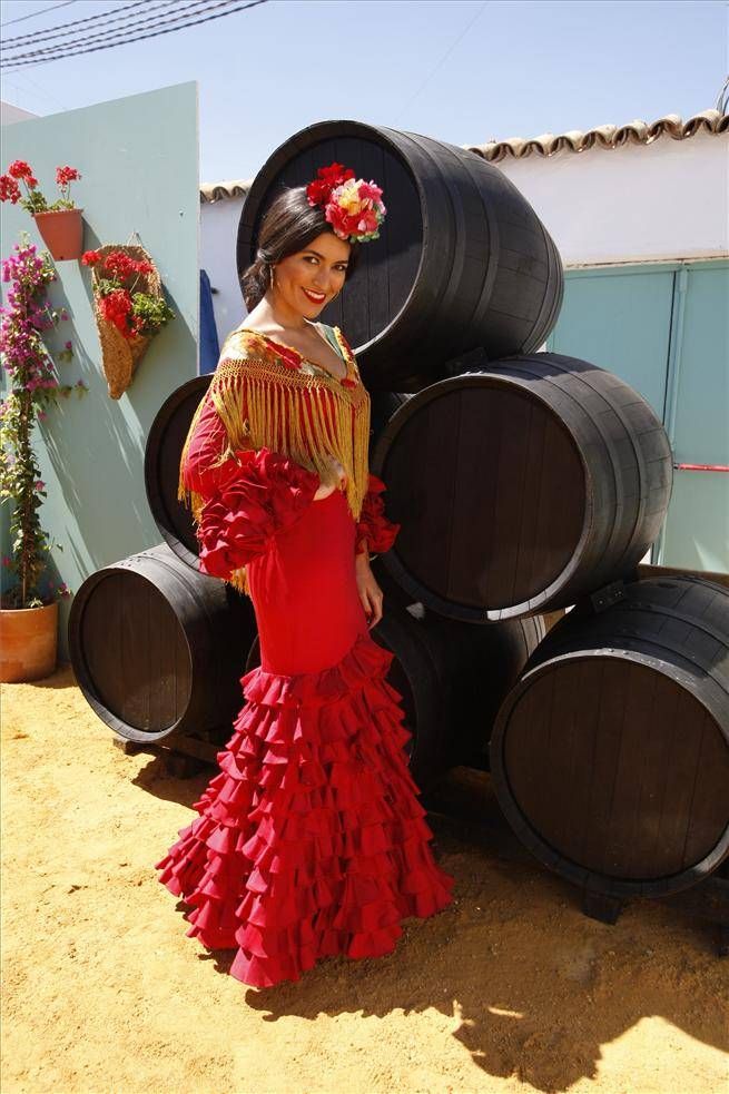 FOTOGALERÍA / TRAJES EN EL ARENAL