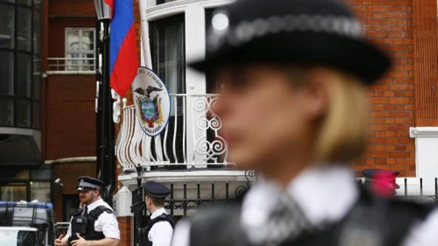 El gobierno de Ecuador concede el asilo a Julian Assange