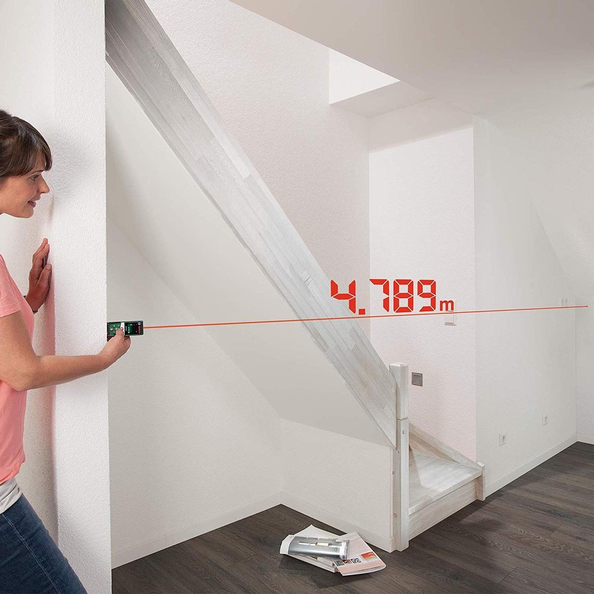 Bosch PLR 30 C - Medidor de distancias láser digital (2 pilas AAA, alcance: 0,05-30 m, en cartón)