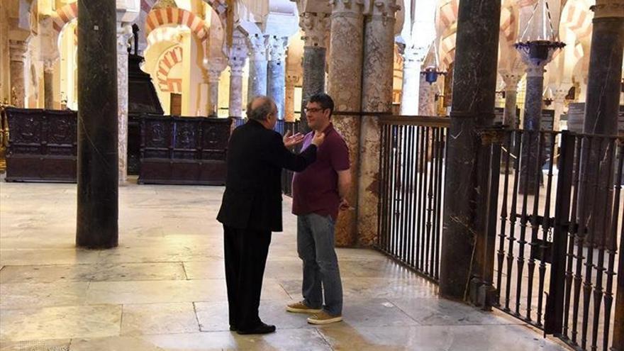 El ministro de turismo, Álvaro Nadal, visita la Mezquita Catedral