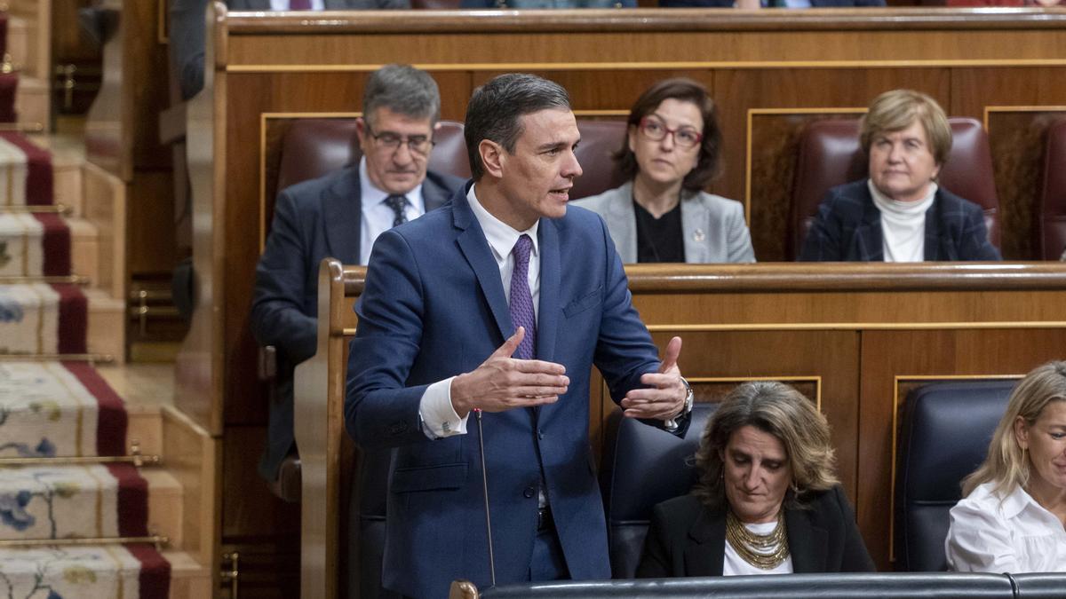 El presidente del Gobierno, Pedro Sánchez, en el Pleno del Congreso de los Diputados.