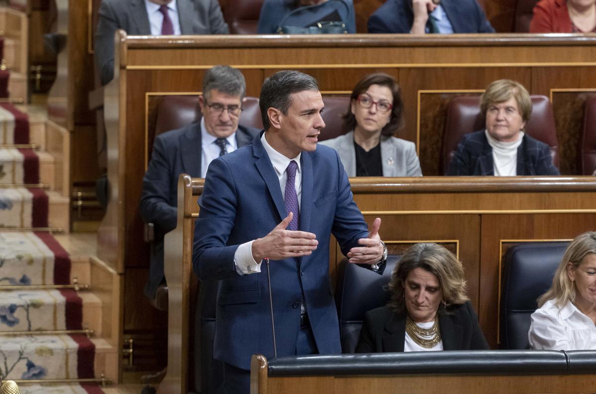 El presidente del Gobierno, Pedro Sánchez, en el Pleno del Congreso de los Diputados.