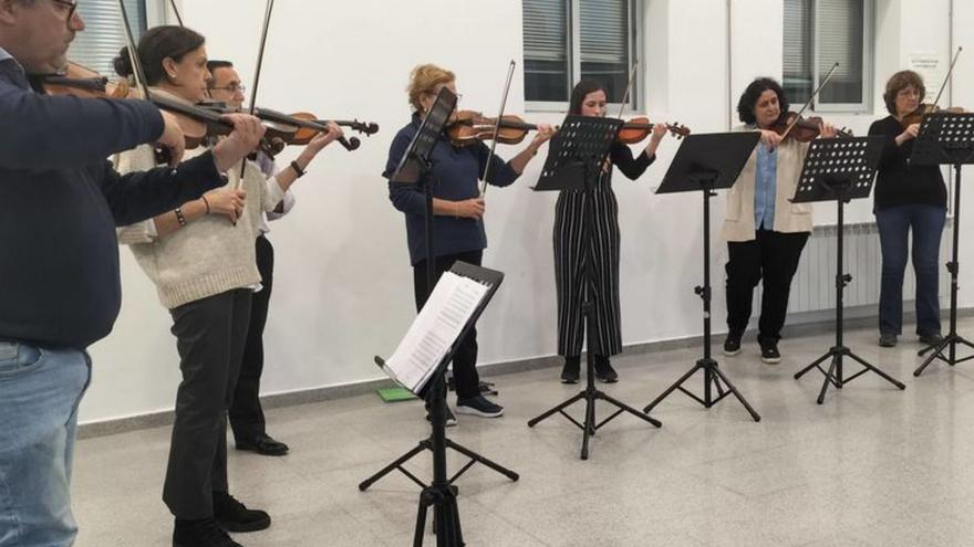 Una de las actuaciones, en el Conservatorio de Música del Occidente, en Luarca | A. M. S.