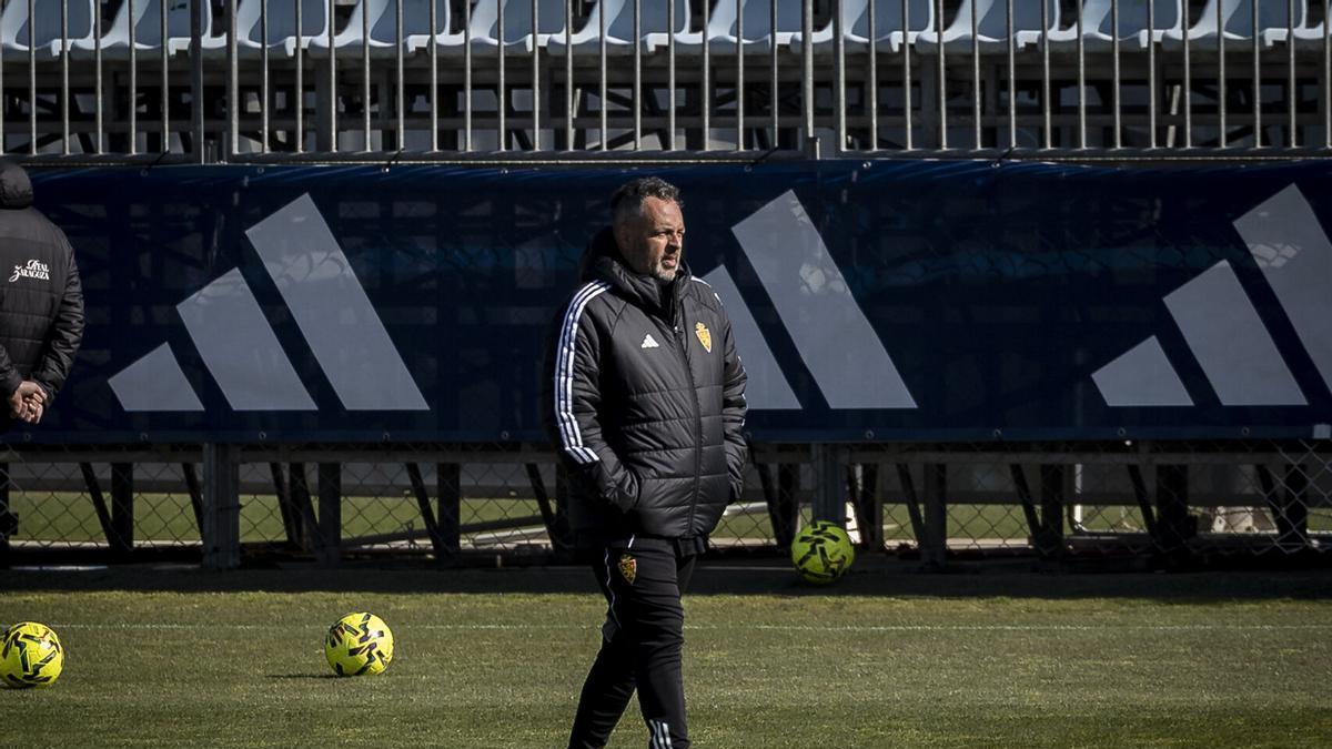 David Navarro, durante el entrenamiento de este martes en la Ciudad Deportiva del Real Zaragoza.