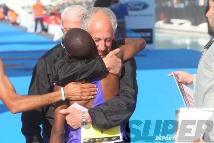 Las mejores imágenes del Maratón Valencia Trinidad Alfonso 2015