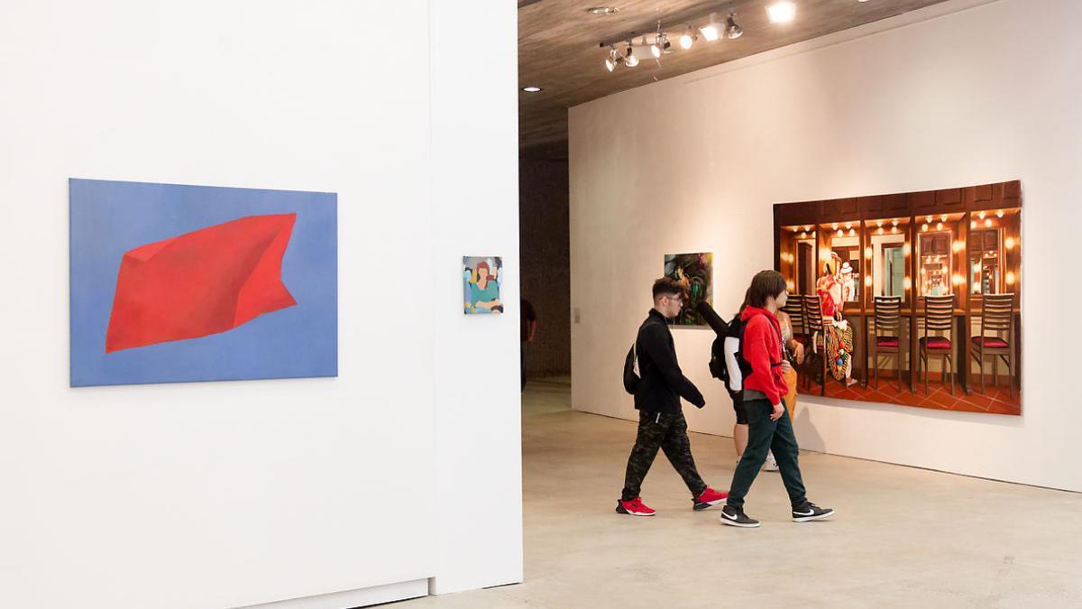 Dos de las piezas incluidas en la muestra 'Diálogos Dinámicos'.