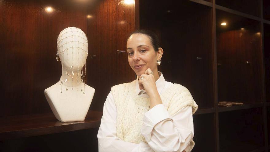 Carla Souto en su tienda efímera en A Coruña. |  Casteleiro