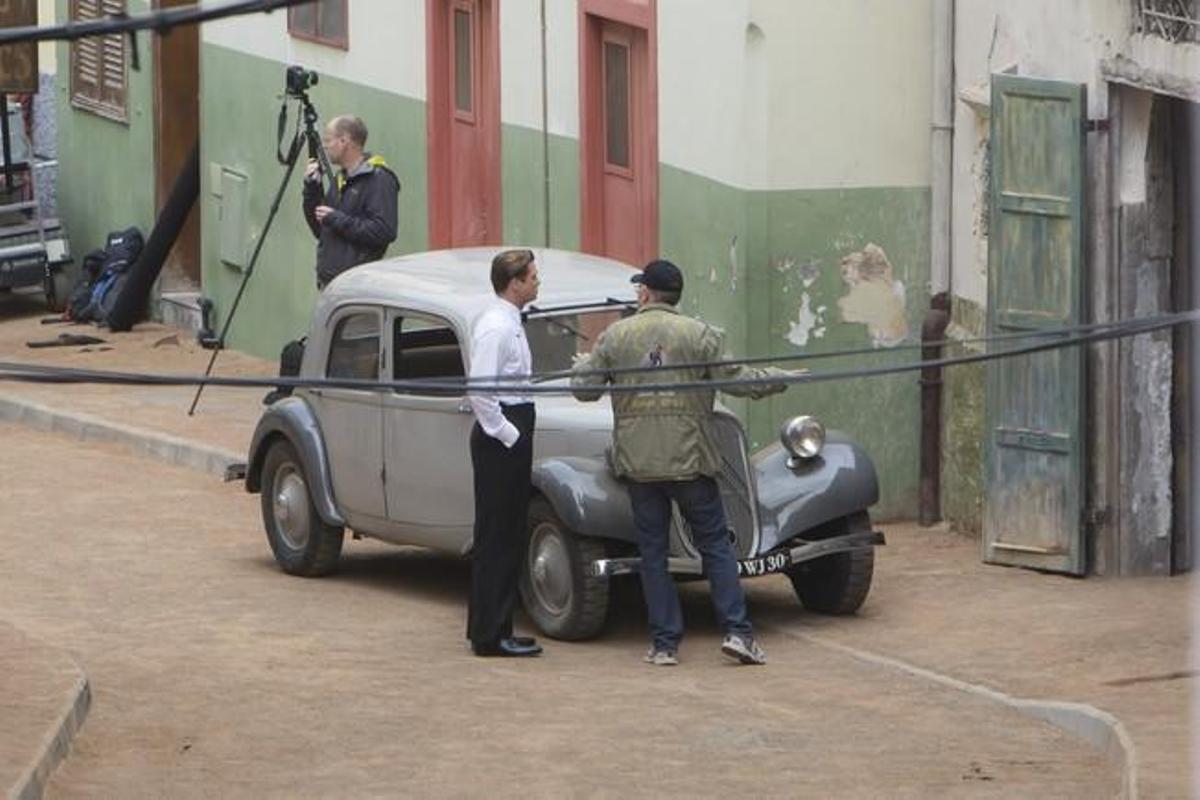 BRAD PITT Y ROBERT ZEMECKIS EN "ALLIED"