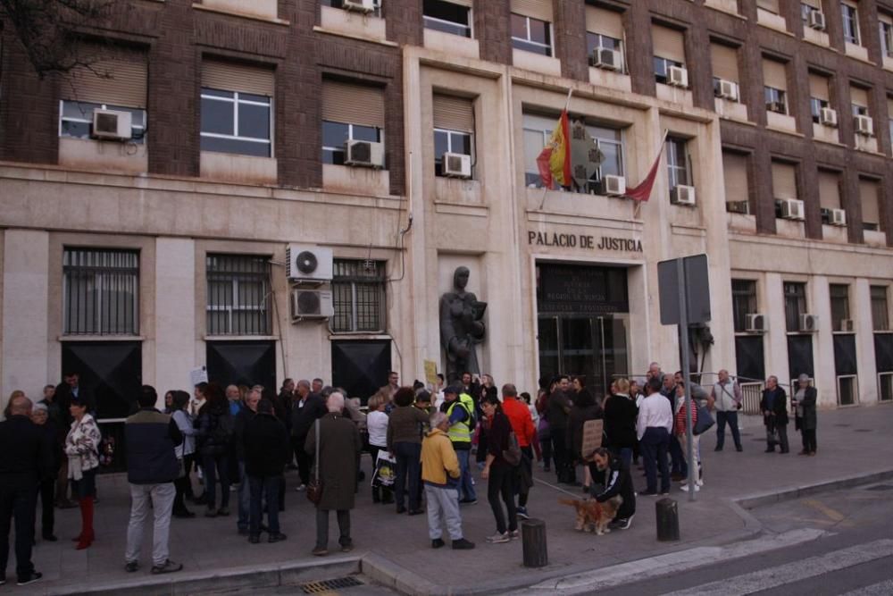 Protesta por la sentencia de las hipotecas en Murcia