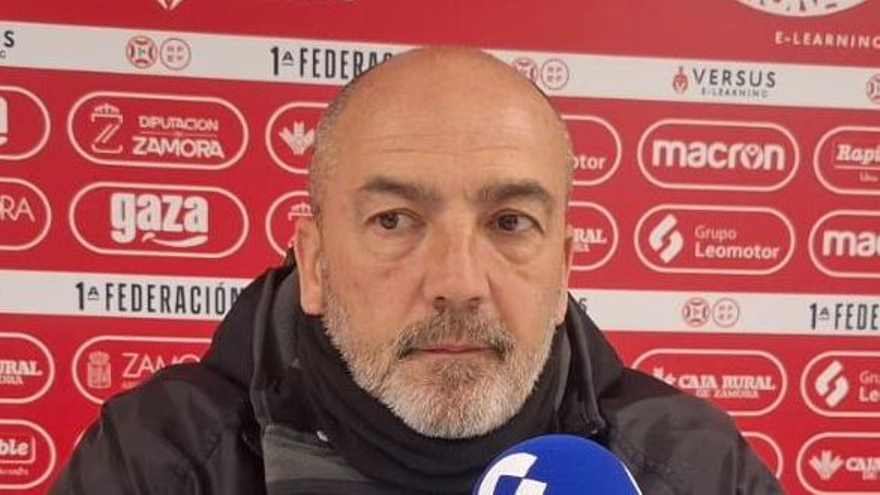 Juan Sabas invita a todo el Zamora CF; equipo y afición, a &quot;ilusionarse&quot;