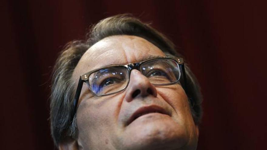 El TSJC cita a Mas como imputado por la querella del 9N