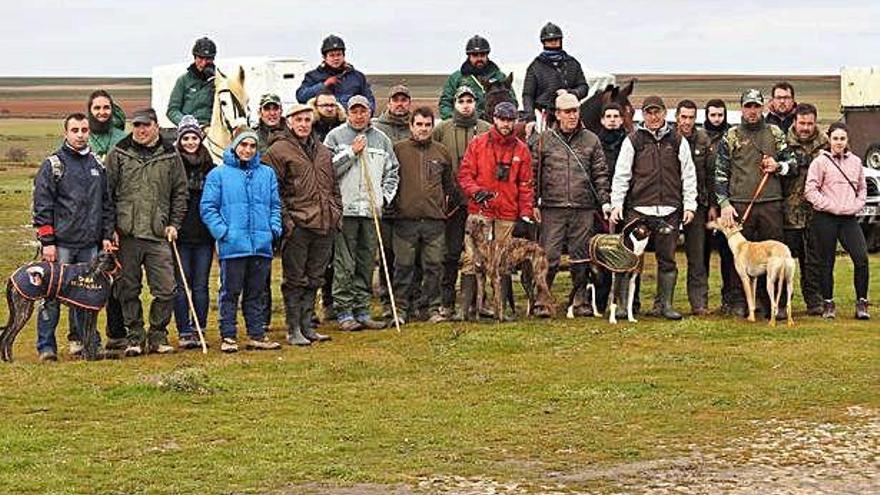 Los participantes en las semifinales de la Copa Zamora disputadas en Castrillo de La Guareña.