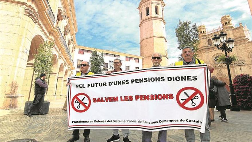 Los jubilados llaman a los jóvenes a unirse a la marcha de Castellón