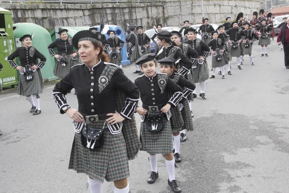 San Xulián pone el definitivo broche final al carnaval y celebra los 25 años de Os da Caña