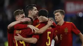 España arrasa a Islandia con partidazo de Carlos Soler y de Hugo Guillamón (5-0)