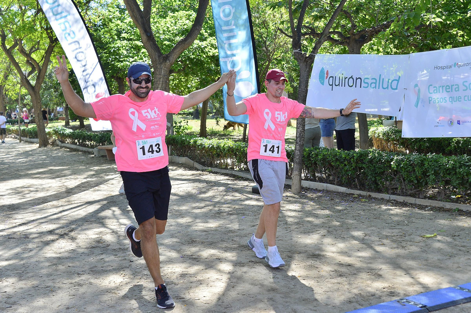 Carrera solidaria organizada por  QUIRÓNSALUD en beneficio de la asociación AFECÁNCER