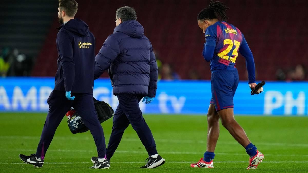Jules Koundé se retira lesionado a los 10 minutos del Barça-Atlético de la Copa del Rey