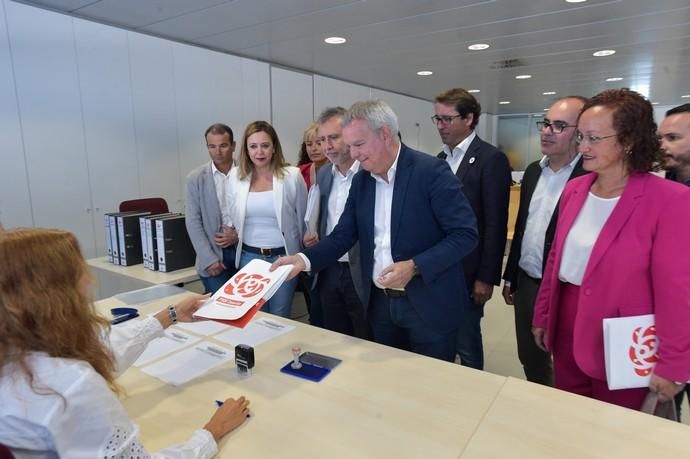 17-04-2019 LAS PALMAS DE GRAN CANARIA. Psoe presenta candidaturas 26M en la Junta Electoral Provincial de Las Palmas  | 17/04/2019 | Fotógrafo: Andrés Cruz