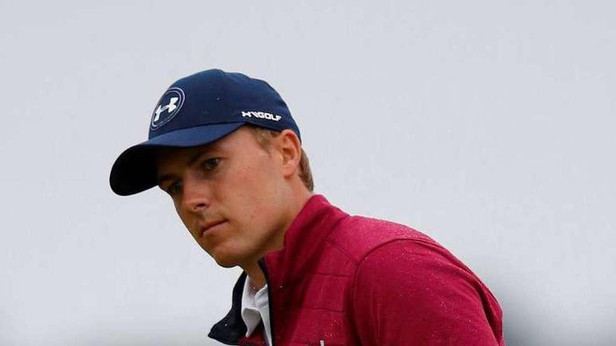 Jordan Spieth saca el puño tras un golpe. // Efe