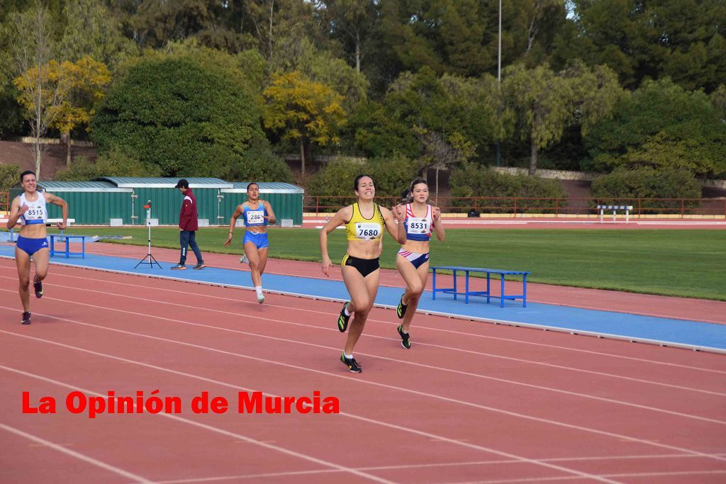 Regional absoluto y sub-23 de atletismo en Lorca