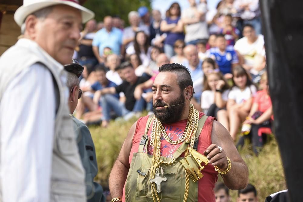 Desfile de las carrozas de Valdesoto