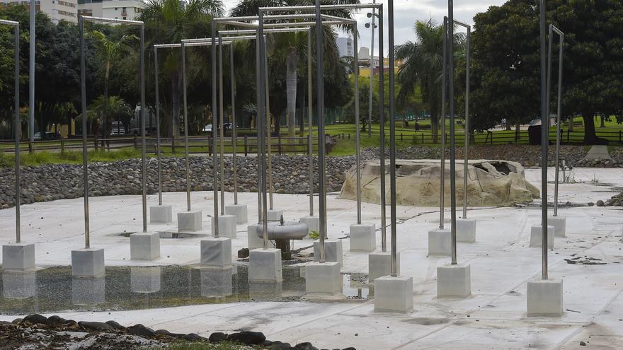 Adjudicada la renovación de la fuente  y el lago del parque Juan Pablo II