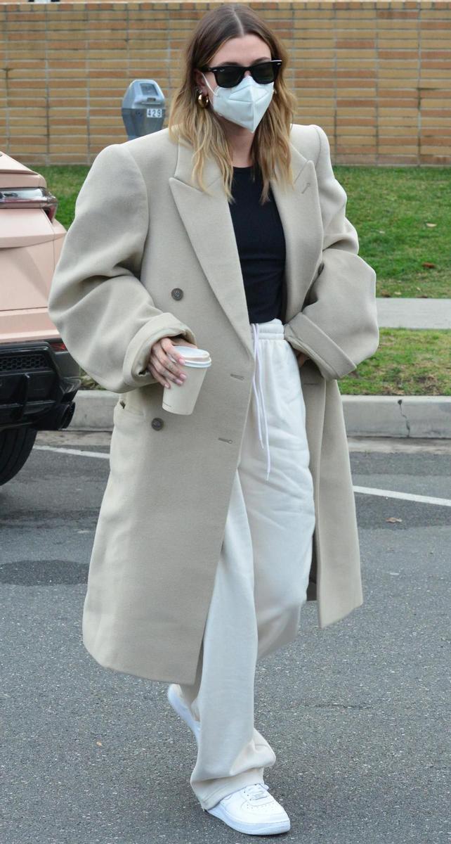 Hailey Bieber